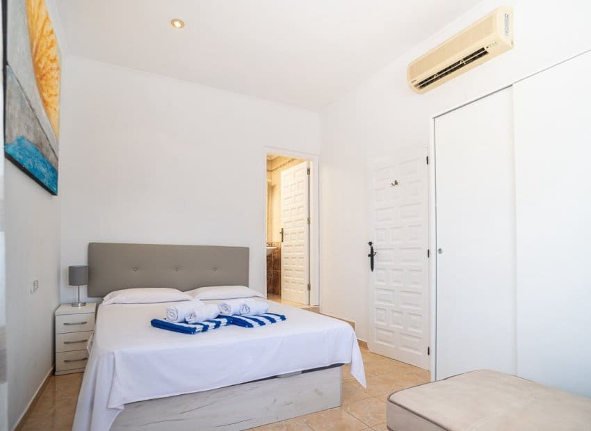 3 makuuhuone Huvila myytävänä paikassa El Chaparral mukana uima-altaan - 535 000 € (Ref: 9180075)