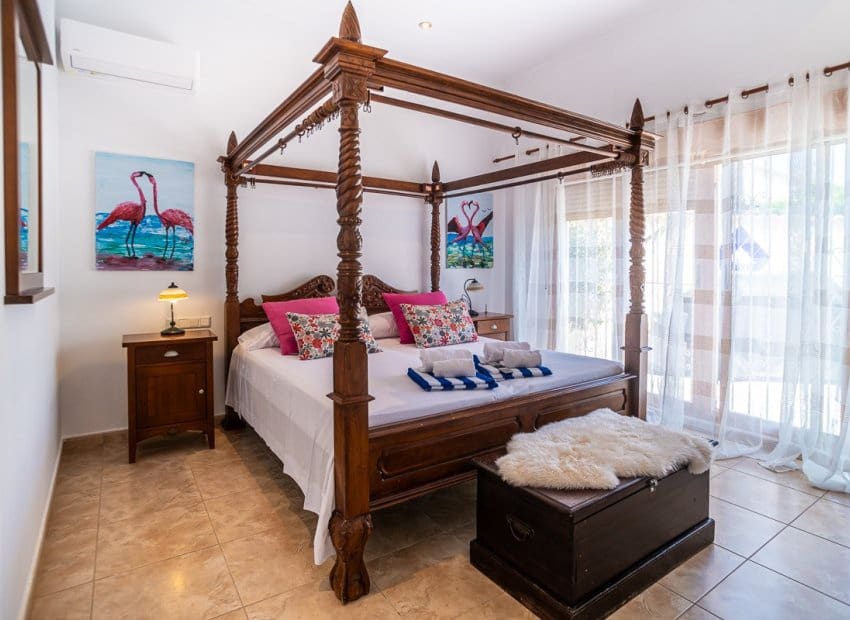 3 makuuhuone Huvila myytävänä paikassa El Chaparral mukana uima-altaan - 535 000 € (Ref: 9180075)