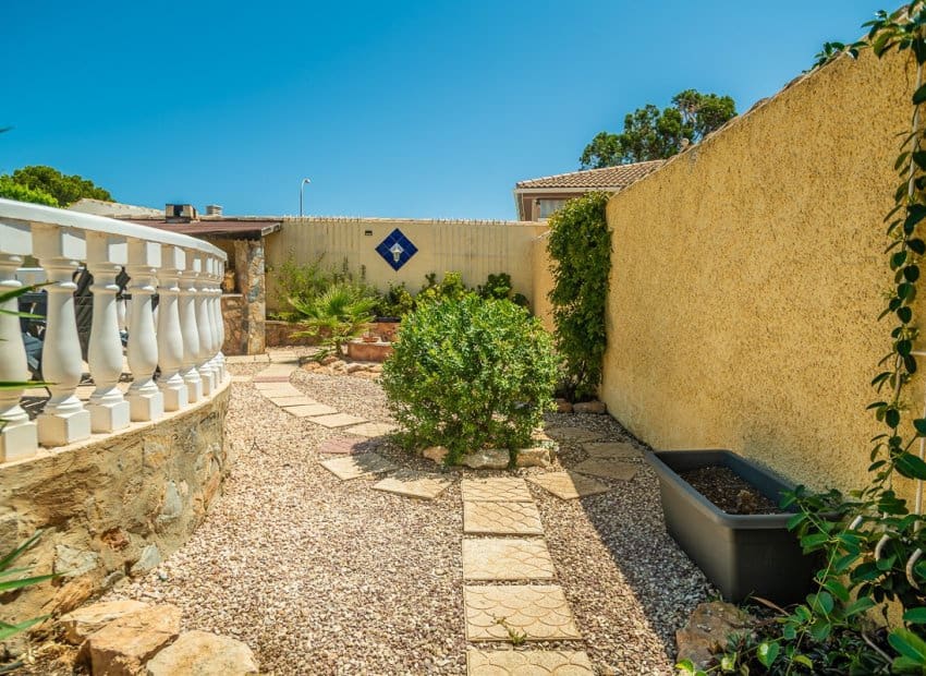 3 makuuhuone Huvila myytävänä paikassa El Chaparral mukana uima-altaan - 535 000 € (Ref: 9180075)