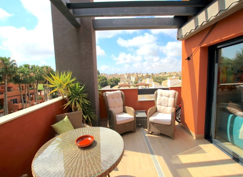 2 soveværelse Penthouse til salg i Villamartin - € 285.000 (Ref: 9180077)