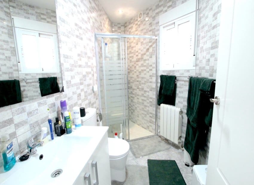 3 bedroom Villa for sale in Ciudad Quesada with pool - € 399,950 (Ref: 9189911)