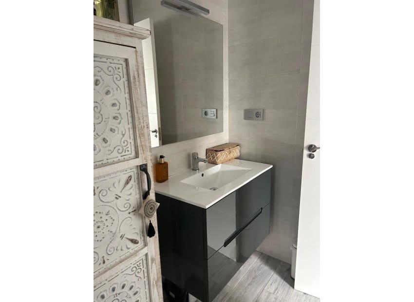 3 soverom Villa til salgs i Daya Vieja med svømmebasseng - € 399 995 (Ref: 9190364)