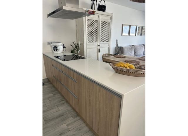 3 soveværelse Villa til salg i Daya Vieja med swimmingpool - € 399.995 (Ref: 9190364)