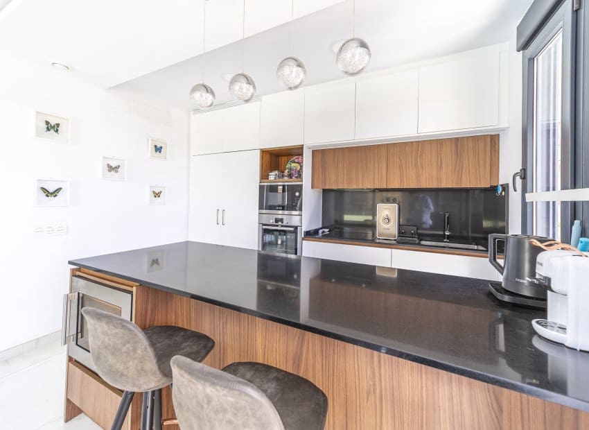 4 sypialnia Willa na sprzedaż w Orihuela Costa z basenem - 759 000 € (Ref: 9190365)