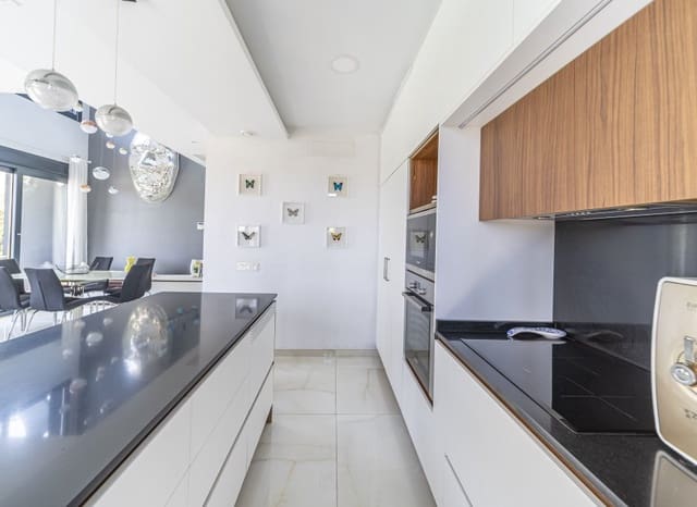 4 camera da letto Villa in vendita in Lomas de Cabo Roig - Los Dolses, Orihuela con piscina - 759.000 € (Rif: 9190365)