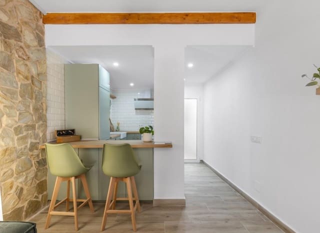 3 bedroom Townhouse for sale in Centro - Muelle Pesquero, Torrevieja - € 299,900 (Ref: 9195014)