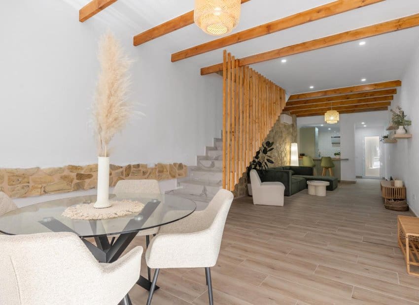 3 soveværelse Byhus til salg i Torrevieja - € 299.900 (Ref: 9195014)