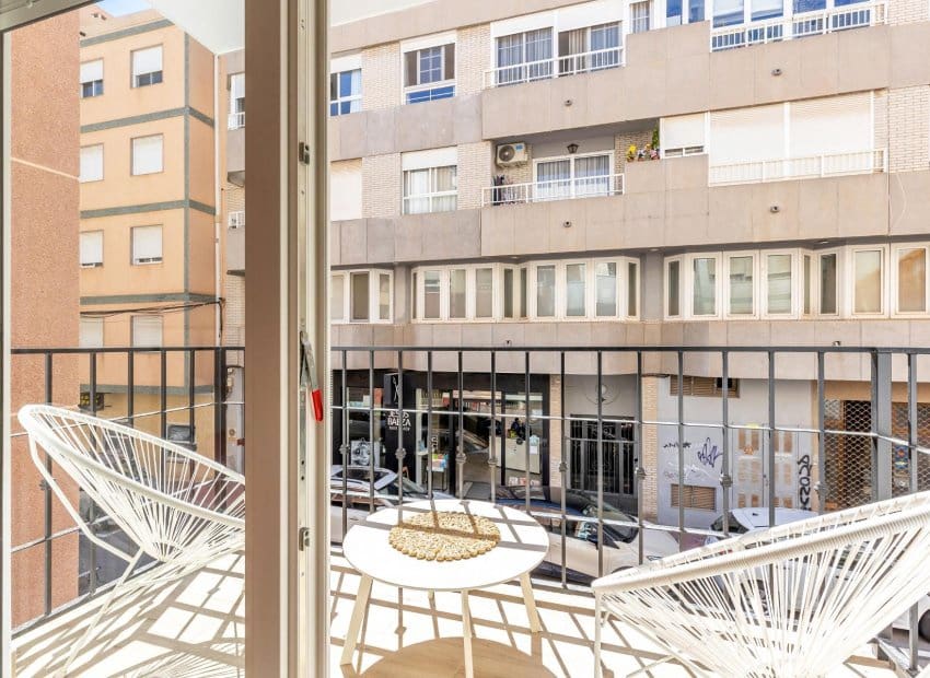3 soveværelse Byhus til salg i Torrevieja - € 299.900 (Ref: 9195014)