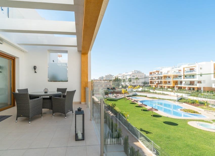3 soveværelse Penthouse til salg i Orihuela Costa med swimmingpool - € 399.000 (Ref: 9195016)