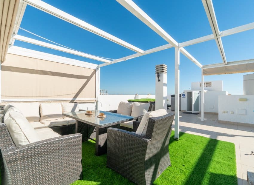 3 soveværelse Penthouse til salg i Orihuela Costa med swimmingpool - € 399.000 (Ref: 9195016)