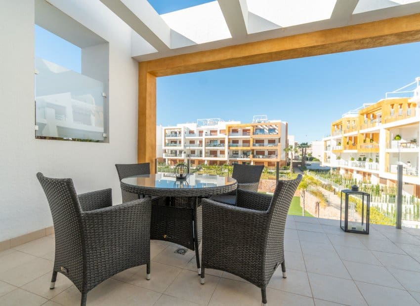 3 soveværelse Penthouse til salg i Orihuela Costa med swimmingpool - € 399.000 (Ref: 9195016)