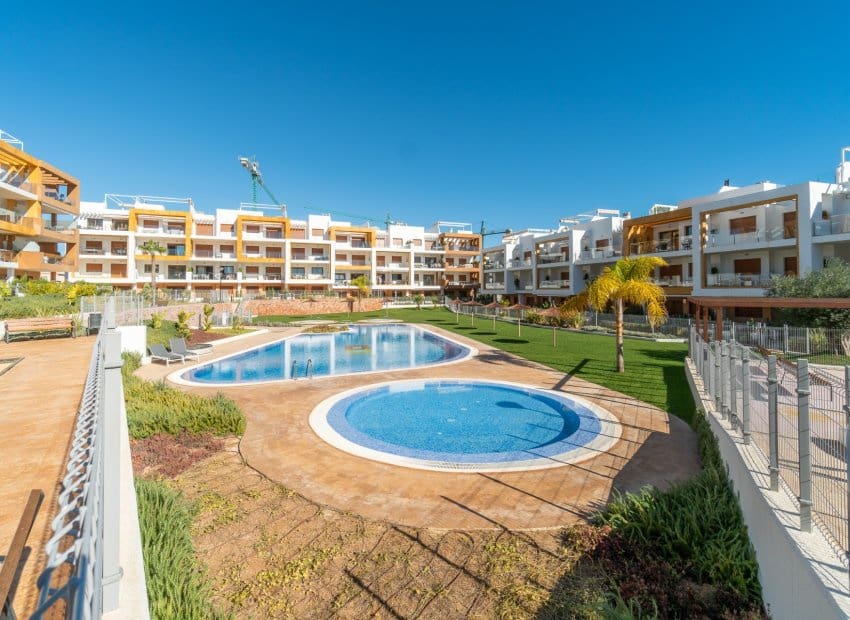 3 soveværelse Penthouse til salg i Orihuela Costa med swimmingpool - € 399.000 (Ref: 9195016)