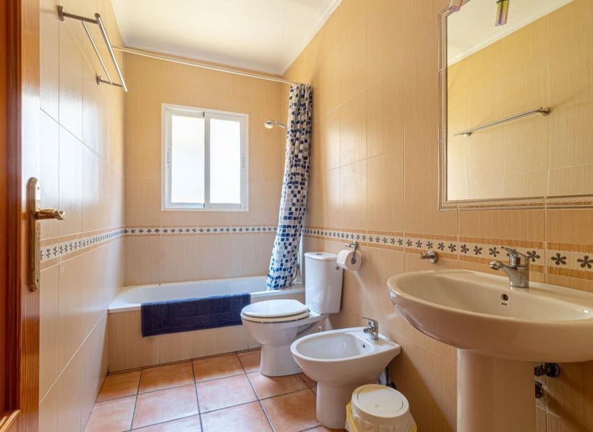 3 Zimmer Haus zu verkaufen in Orihuela Costa mit Pool - 259.000 € (Ref: 9195019)