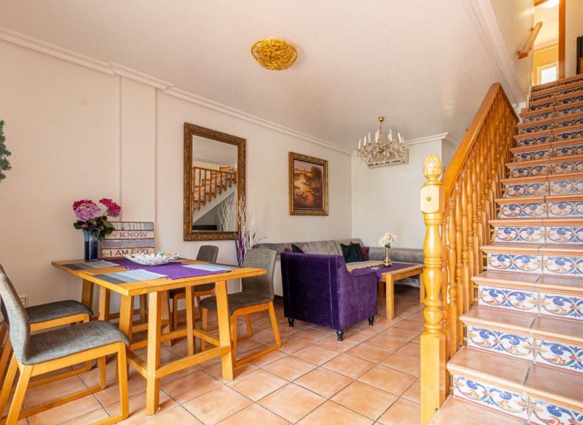 3 Zimmer Haus zu verkaufen in Orihuela Costa mit Pool - 259.000 € (Ref: 9195019)