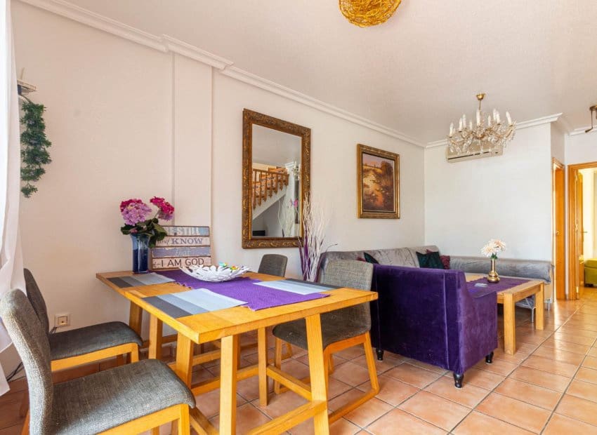 3 Zimmer Haus zu verkaufen in Orihuela Costa mit Pool - 259.000 € (Ref: 9195019)