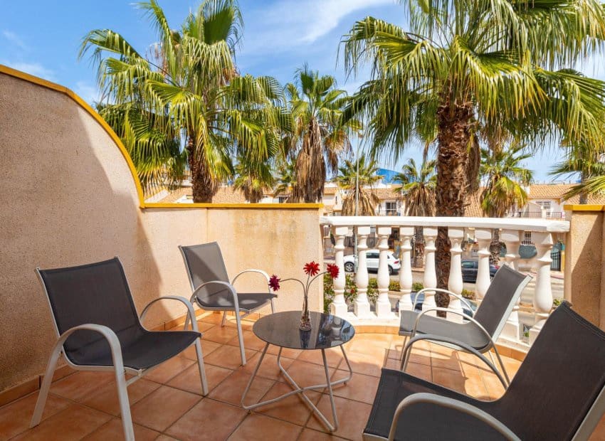 3 Zimmer Haus zu verkaufen in Orihuela Costa mit Pool - 259.000 € (Ref: 9195019)