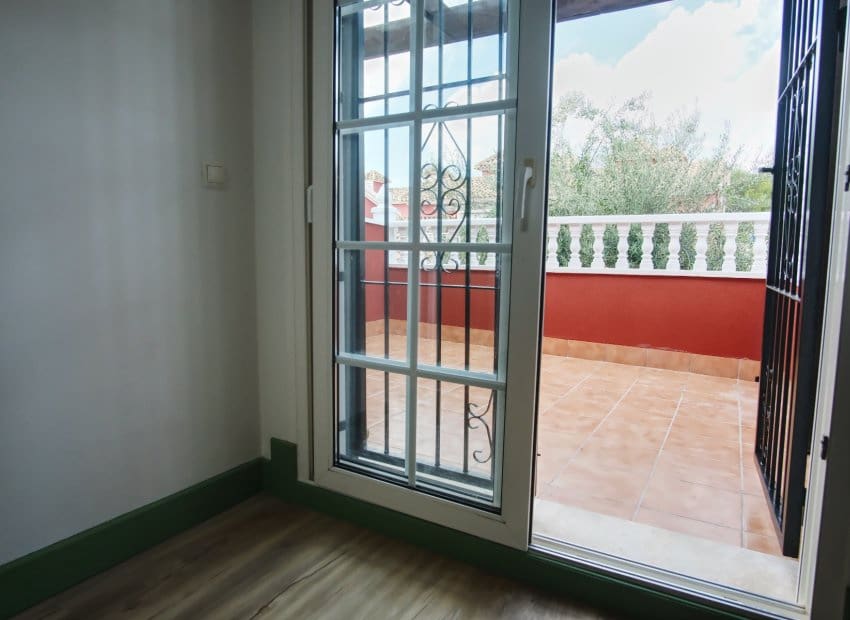 3 soverom Hus til salgs i Villamartin med svømmebasseng - € 239 000 (Ref: 9195023)