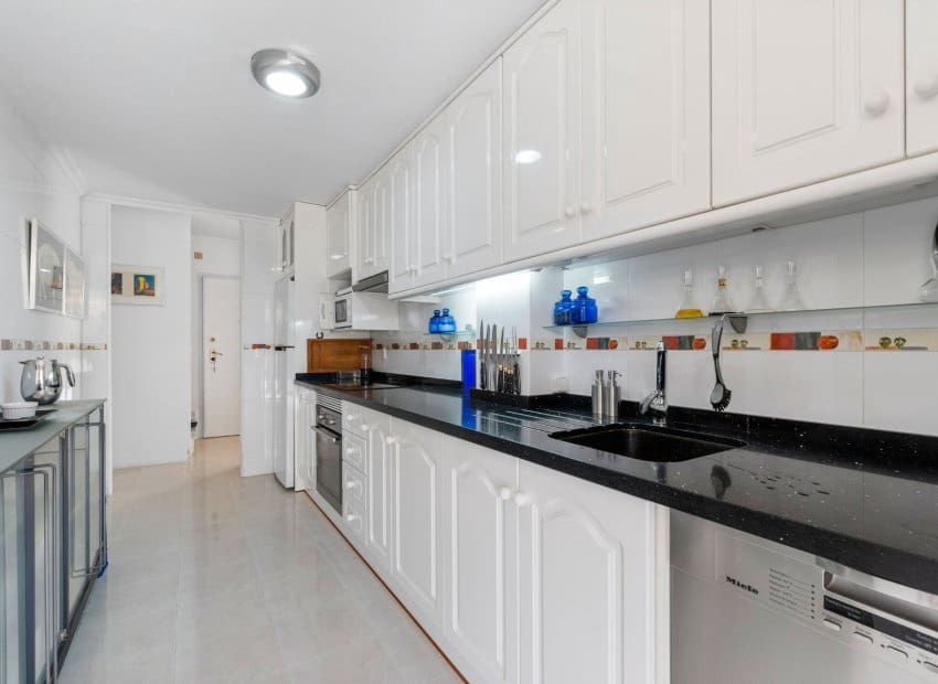 3 sypialnia Dom na sprzedaż w Orihuela Costa z basenem - 339 000 € (Ref: 9200084)