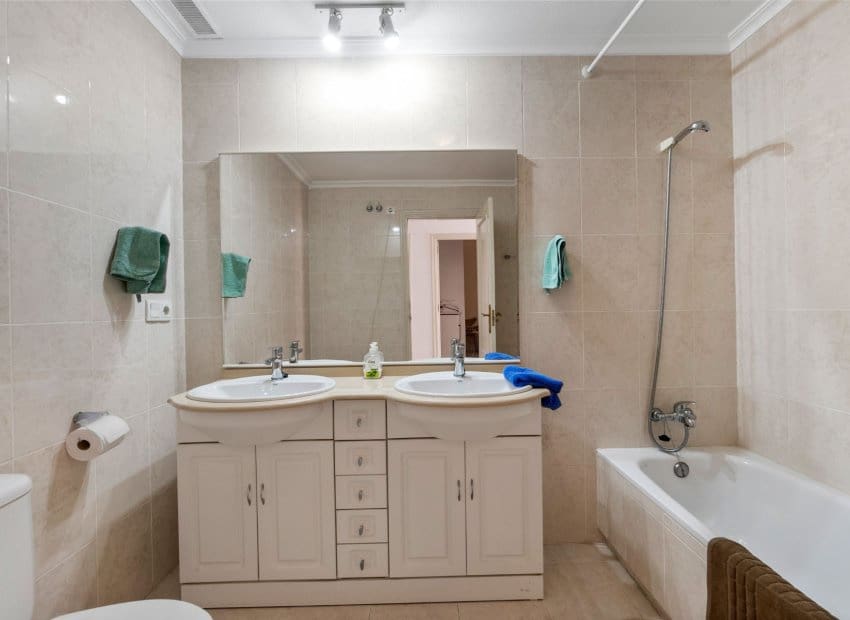 3 sypialnia Dom na sprzedaż w Orihuela Costa z basenem - 339 000 € (Ref: 9200084)