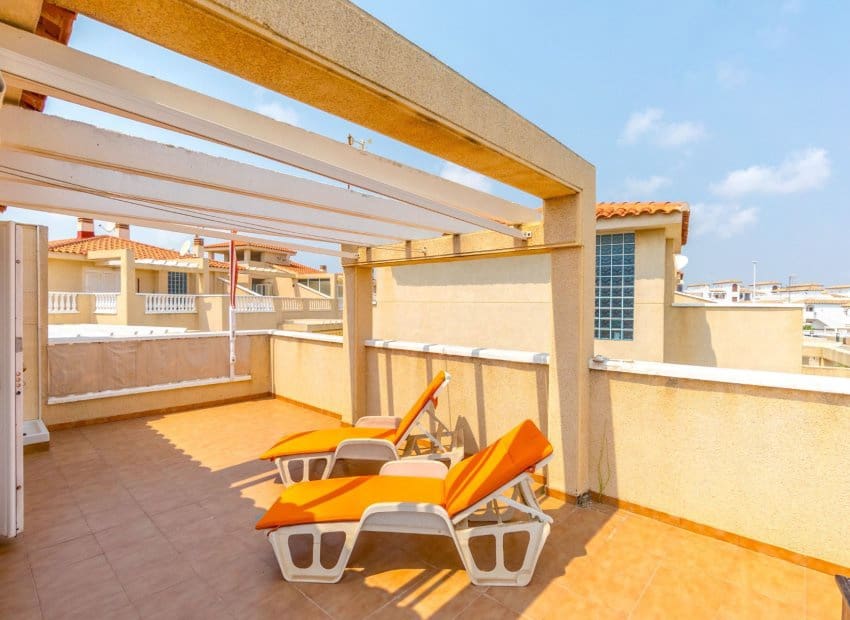 3 sypialnia Dom na sprzedaż w Orihuela Costa z basenem - 339 000 € (Ref: 9200084)