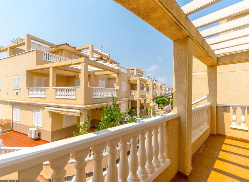 3 sypialnia Dom na sprzedaż w Orihuela Costa z basenem - 339 000 € (Ref: 9200084)