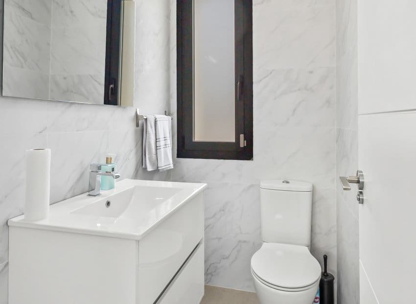 4 bedroom Villa for sale in Algorfa with pool - € 569,500 (Ref: 9201730)