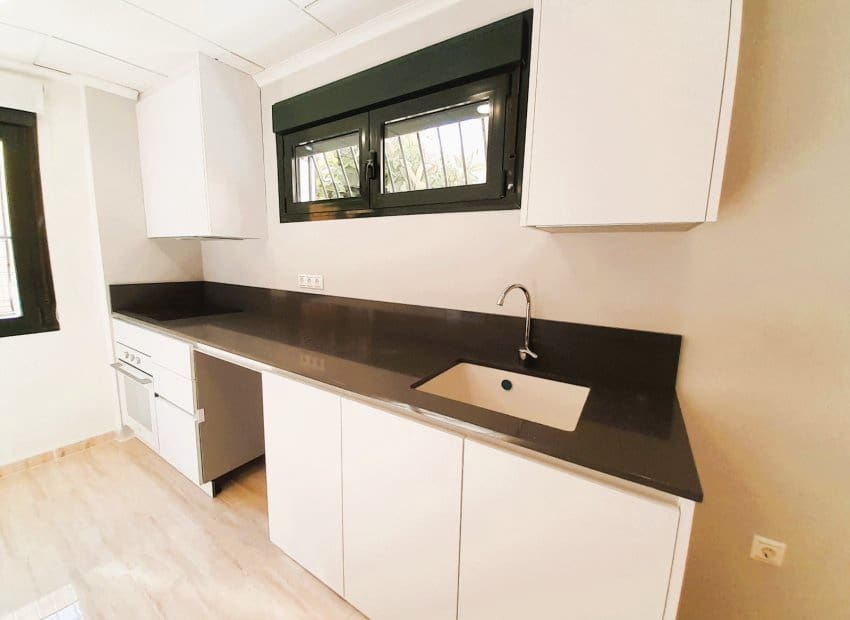 2 soveværelse Semi-Rækkehus til salg i Ciudad Quesada med swimmingpool - € 250.000 (Ref: 9203343)