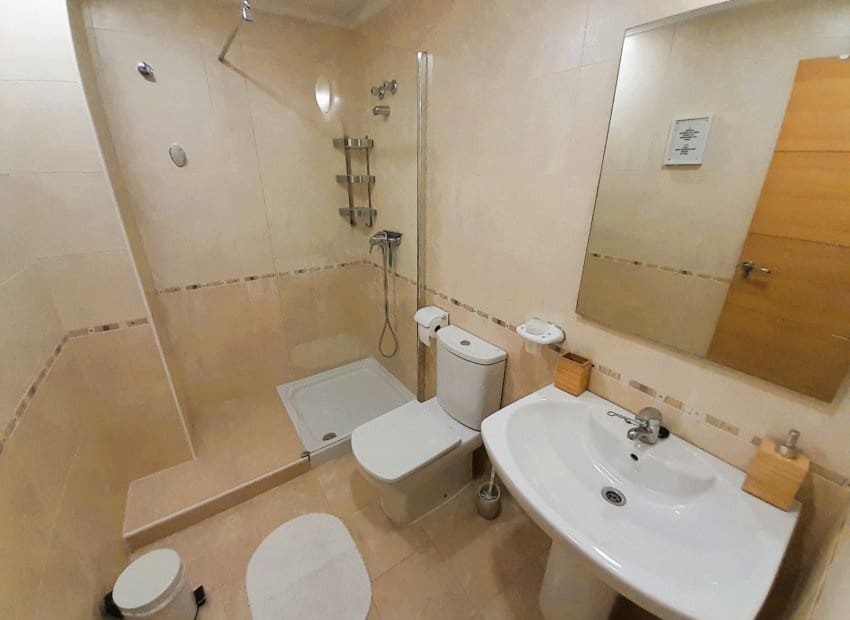 2 soveværelse Semi-Rækkehus til salg i Ciudad Quesada med swimmingpool - € 250.000 (Ref: 9203343)