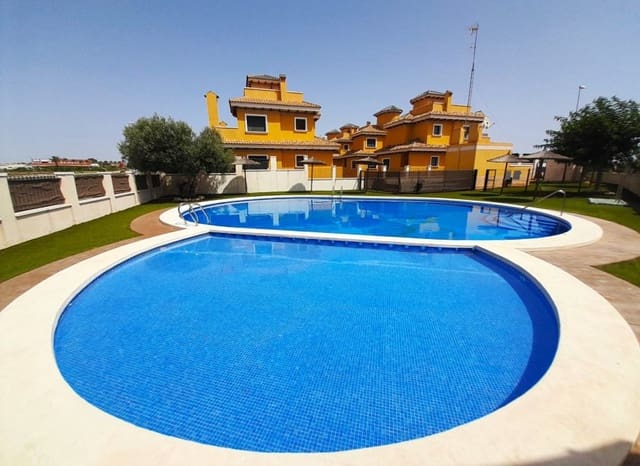 2 bedroom Semi-detached Villa for sale in Ciudad Quesada, Rojales with pool - € 250,000 (Ref: 9203343)