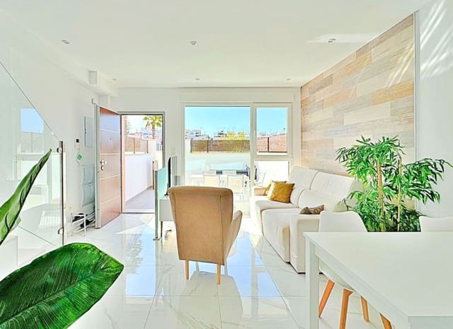 3 bedroom Townhouse for sale in Los Balcones - € 339,000 (Ref: 9203346)