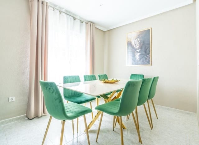 3 camera da letto Villa in vendita in Punta Prima, Torrevieja con piscina - 360.000 € (Rif: 9211116)