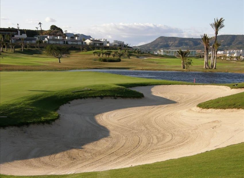 4 camera da letto Villa in vendita in La Peraleja Golf Resort con piscina - 375.000 € (Rif: 9211122)