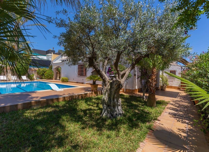 4 soverom Villa til salgs i Orihuela Costa - € 749 900 (Ref: 9211131)