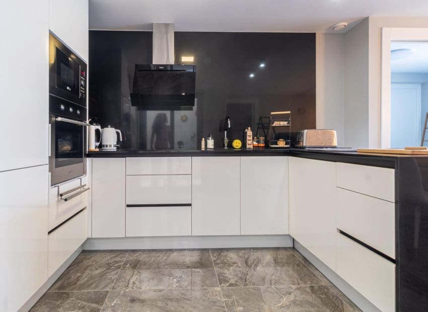 2 soveværelse Lejlighed til salg i Orihuela Costa med swimmingpool - € 269.000 (Ref: 9211137)