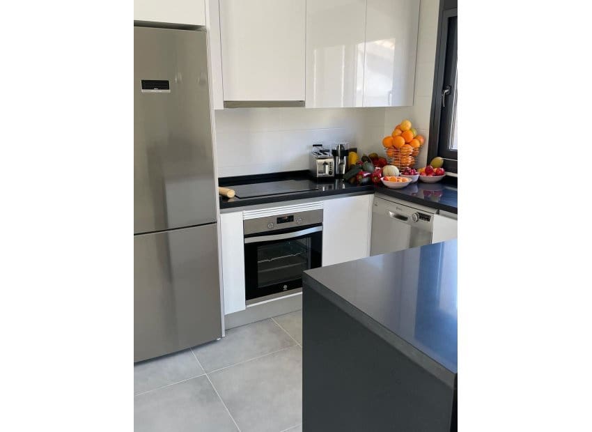 2 bedroom Villa for sale in Ciudad Quesada with pool - € 340,000 (Ref: 9211139)