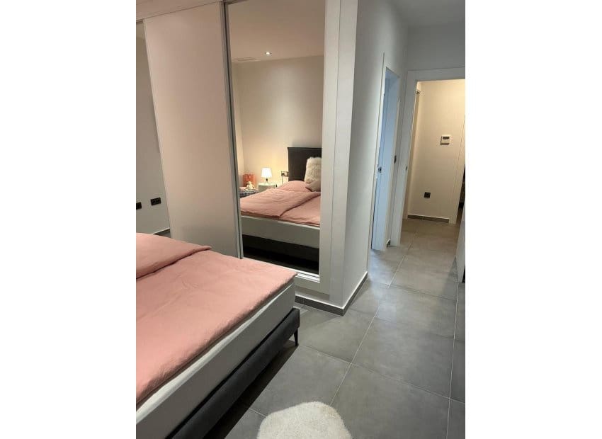 2 bedroom Villa for sale in Ciudad Quesada with pool - € 340,000 (Ref: 9211139)