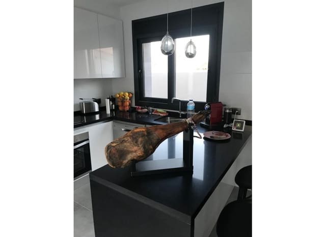 2 makuuhuone Huvila myytävänä paikassa Ciudad Quesada, Rojales mukana uima-altaan - 340 000 € (Ref: 9211139)