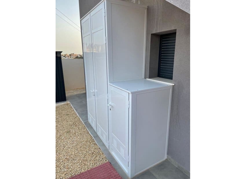 2 bedroom Villa for sale in Ciudad Quesada with pool - € 340,000 (Ref: 9211139)