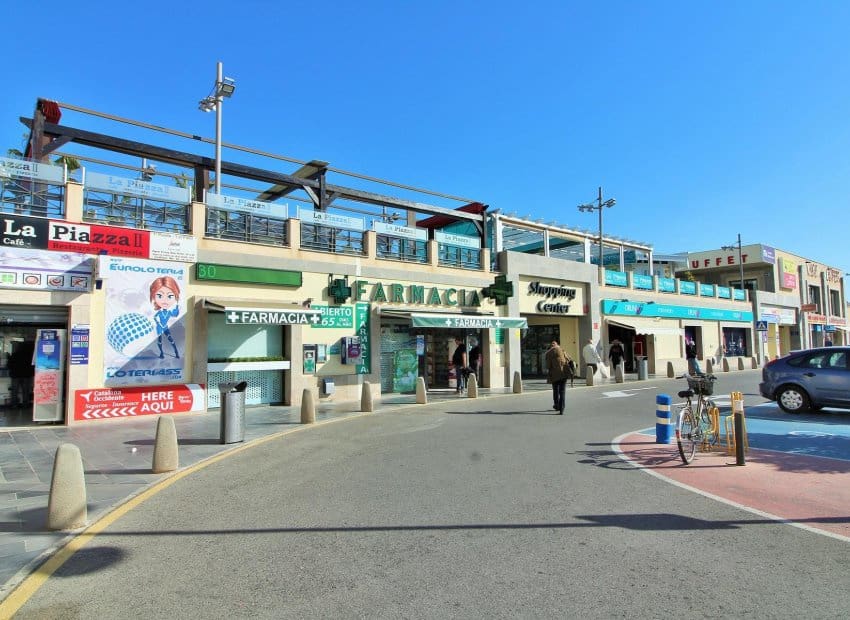 2 sovrum Lägenhet till salu i Punta Prima med pool - 245 000 € (Ref: 9211147)