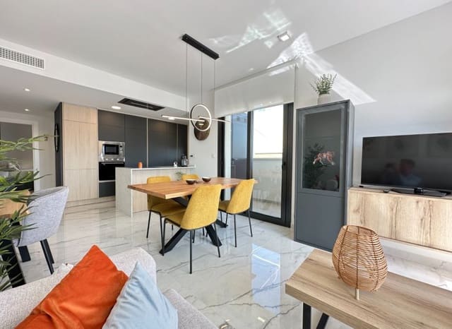 2 slaapkamer Penthouse te koop in Playa Flamenca, Orihuela met zwembad - € 595.000 (Ref: 9211148)