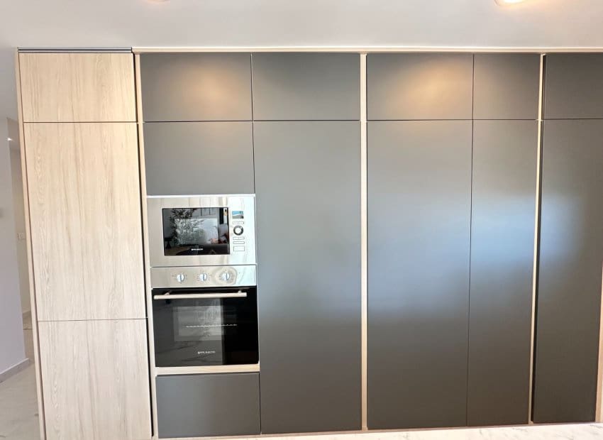 2 makuuhuone Kattohuoneisto myytävänä paikassa Playa Flamenca mukana uima-altaan - 595 000 € (Ref: 9211148)