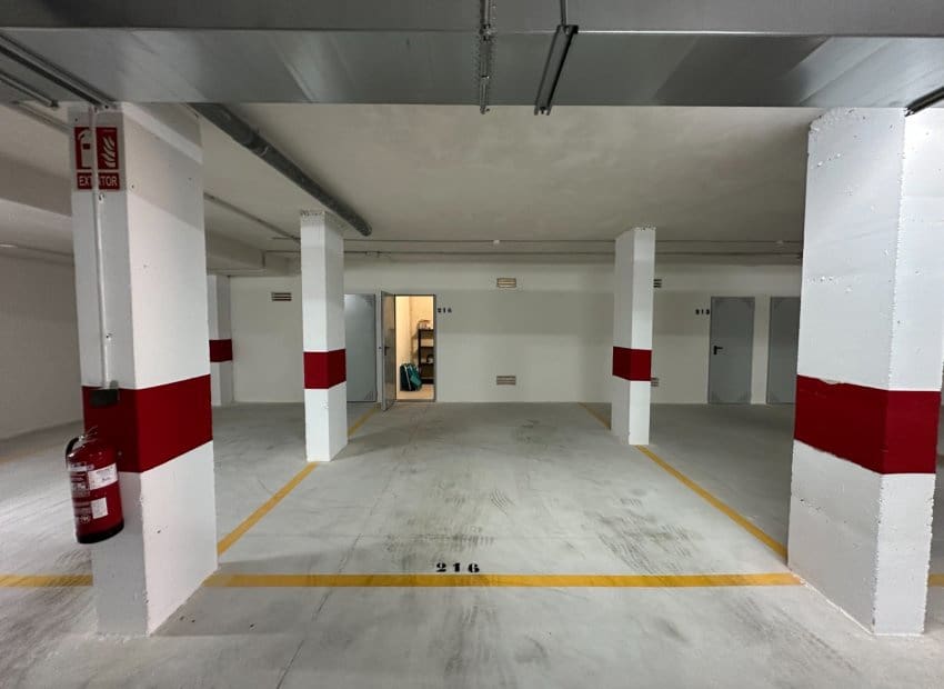 2 makuuhuone Kattohuoneisto myytävänä paikassa Playa Flamenca mukana uima-altaan - 595 000 € (Ref: 9211148)