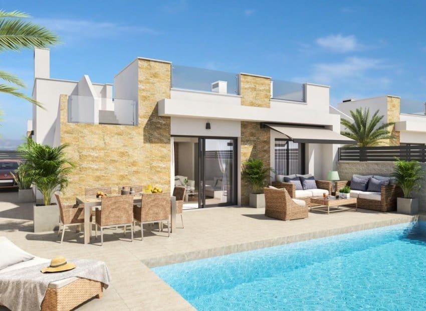 3 soveværelse Villa til salg i San Fulgencio med swimmingpool - € 397.500 (Ref: 9211149)