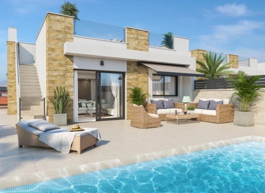 3 soveværelse Villa til salg i San Fulgencio med swimmingpool - € 397.500 (Ref: 9211149)