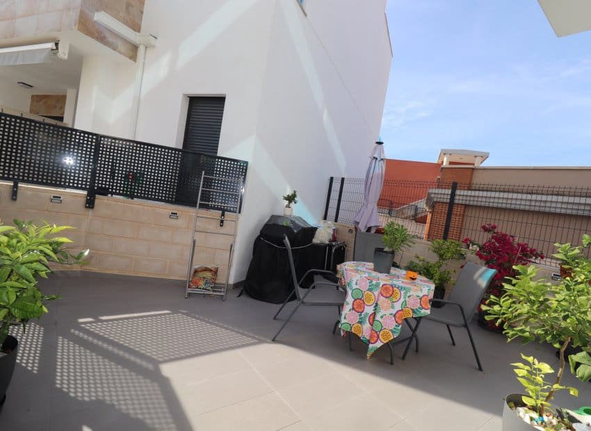 3 soverom Kjedet enebolig til salgs i Bigastro - € 254 950 (Ref: 9211151)