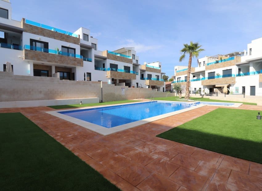 3 soverom Kjedet enebolig til salgs i Bigastro - € 254 950 (Ref: 9211151)