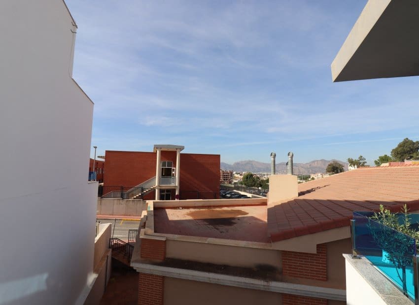 3 soverom Kjedet enebolig til salgs i Bigastro - € 254 950 (Ref: 9211151)