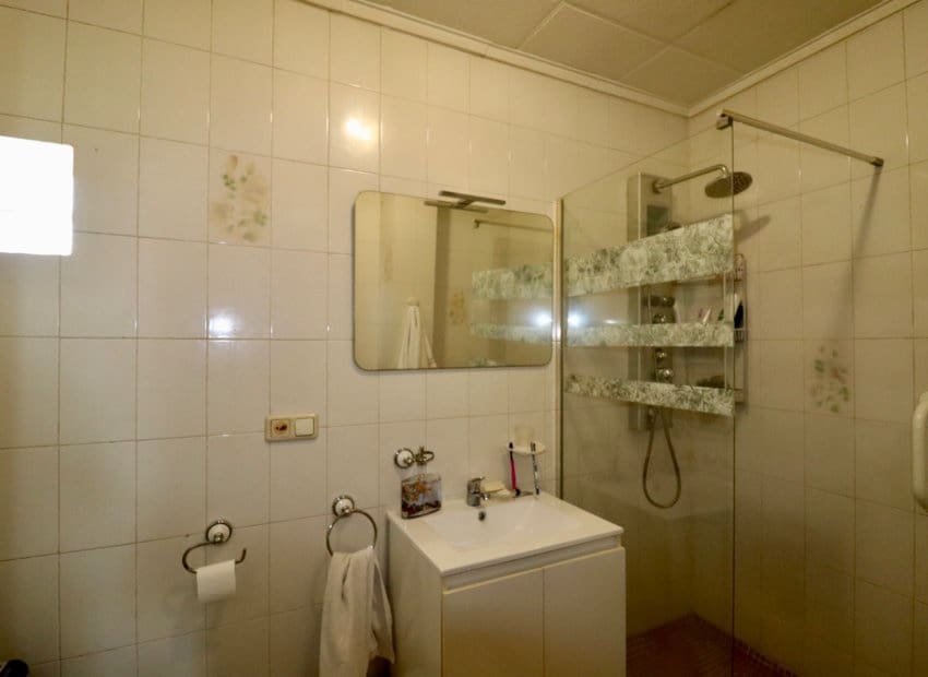 4 chambre Villa/Maison à vendre à Heredades avec piscine - 299 950 € (Ref: 9211152)