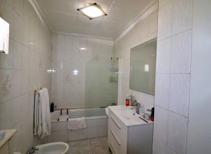 4 chambre Villa/Maison à vendre à Heredades avec piscine - 299 950 € (Ref: 9211152)