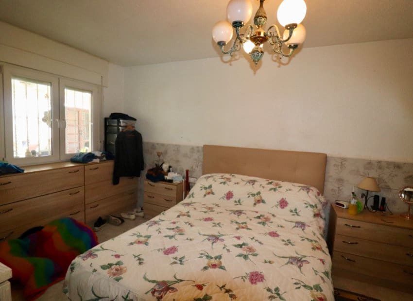 4 chambre Villa/Maison à vendre à Heredades avec piscine - 299 950 € (Ref: 9211152)